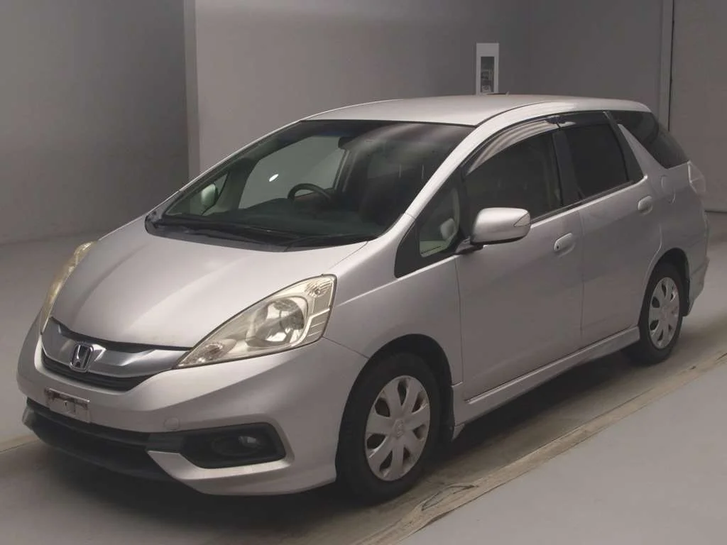 Honda Fit Shuttle GG7 2013